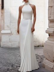 Elegant Satin Pleated Halter-Neck Evening Gown